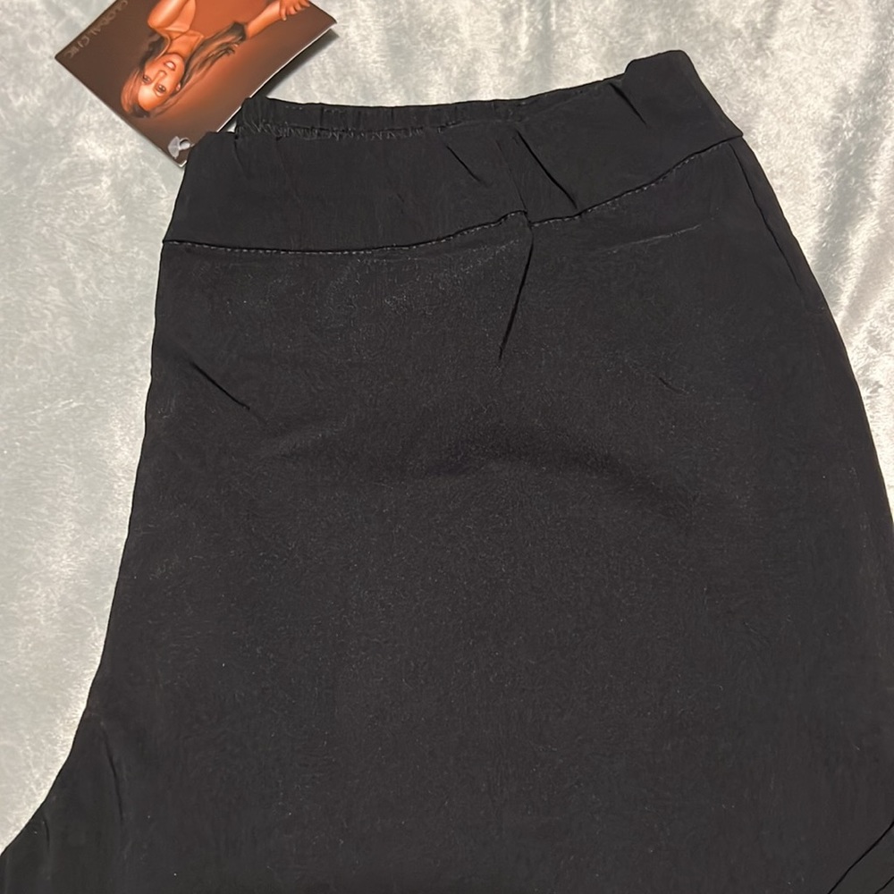 Iman capris - Picture 2 of 7